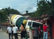 Mobil Molen Kalla Group Hantam Warung Brilink di Besulutu Konawe