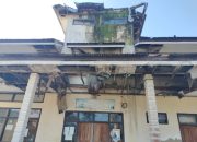 Kantor Rusak Parah, Aktivitas Perkantoran SMPN 1 Onembute Pindah ke Ruang Laboratorium