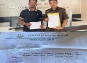 Diduga Korupsi Anggaran Perjalanan Dinas, Wabup Busel Dilaporkan Ke APH