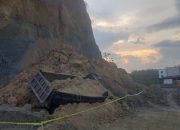 Sopir Truk Tewas Tertimbun Longsor di Lokasi Proyek Galian