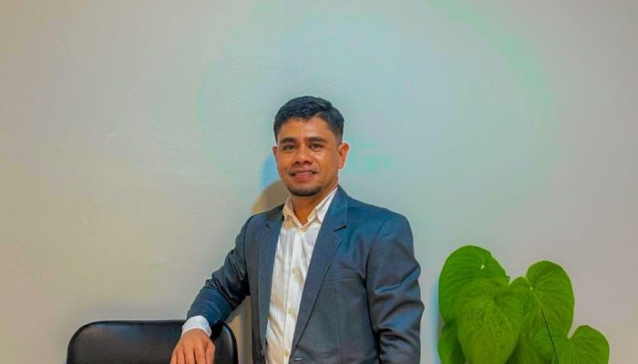 KRITIK DILINDUNGI DEMOKRASI, SERANGAN PERSONAL DAN NARASI “GUBERNUR BAYANGAN” ADALAH PENYESATAN PUBLIK