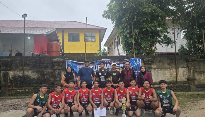 SMAN 1 Unaaha Juara Turnamen Voli SMA/SMK se-Sultra