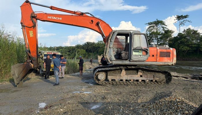 Diduga Ilegal, Polres Konawe Gerebek Tambang Pasir di Unaaha, Alat Berat Diamankan