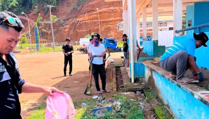 Ciptakan Lingkungan Kerja Bersih dan Nyaman, KUPP Kelas I Molawe Gelar Kerja Bakti