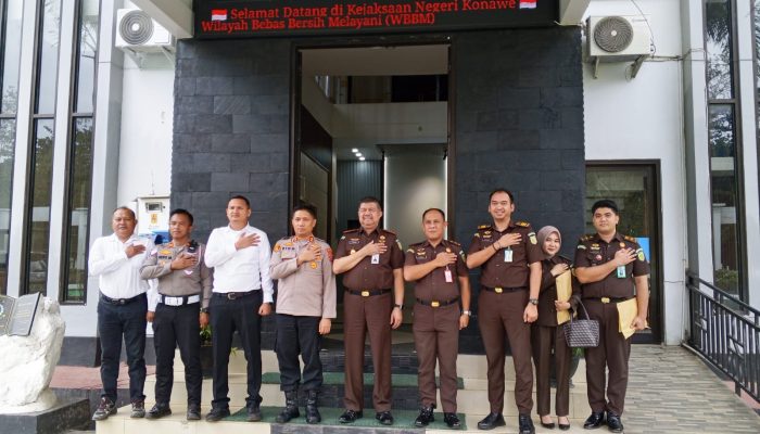 Perkuat Sinergi Penegakan Hukum, Kapolres Konawe Utara Sambangi Kejari Konawe