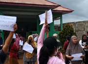 Warga Morombo Pantai Gelar Aksi Protes, Pertanyakan Penyaluran Dana Pembebasan Lahan