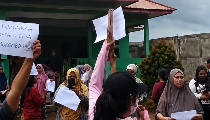 Warga Morombo Pantai Gelar Aksi Protes, Pertanyakan Penyaluran Dana Pembebasan Lahan